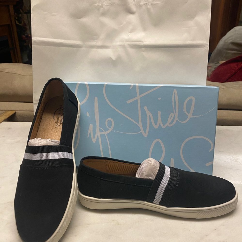 NWT Black Life Stride Comfort Canvas Slip on Sneakers 8M